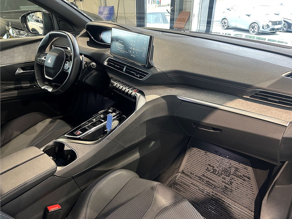 Bild på Peugeot 3008 GT 1.2 PT 130hk Aut - B-KAMERA,NAVI,CARPLAY