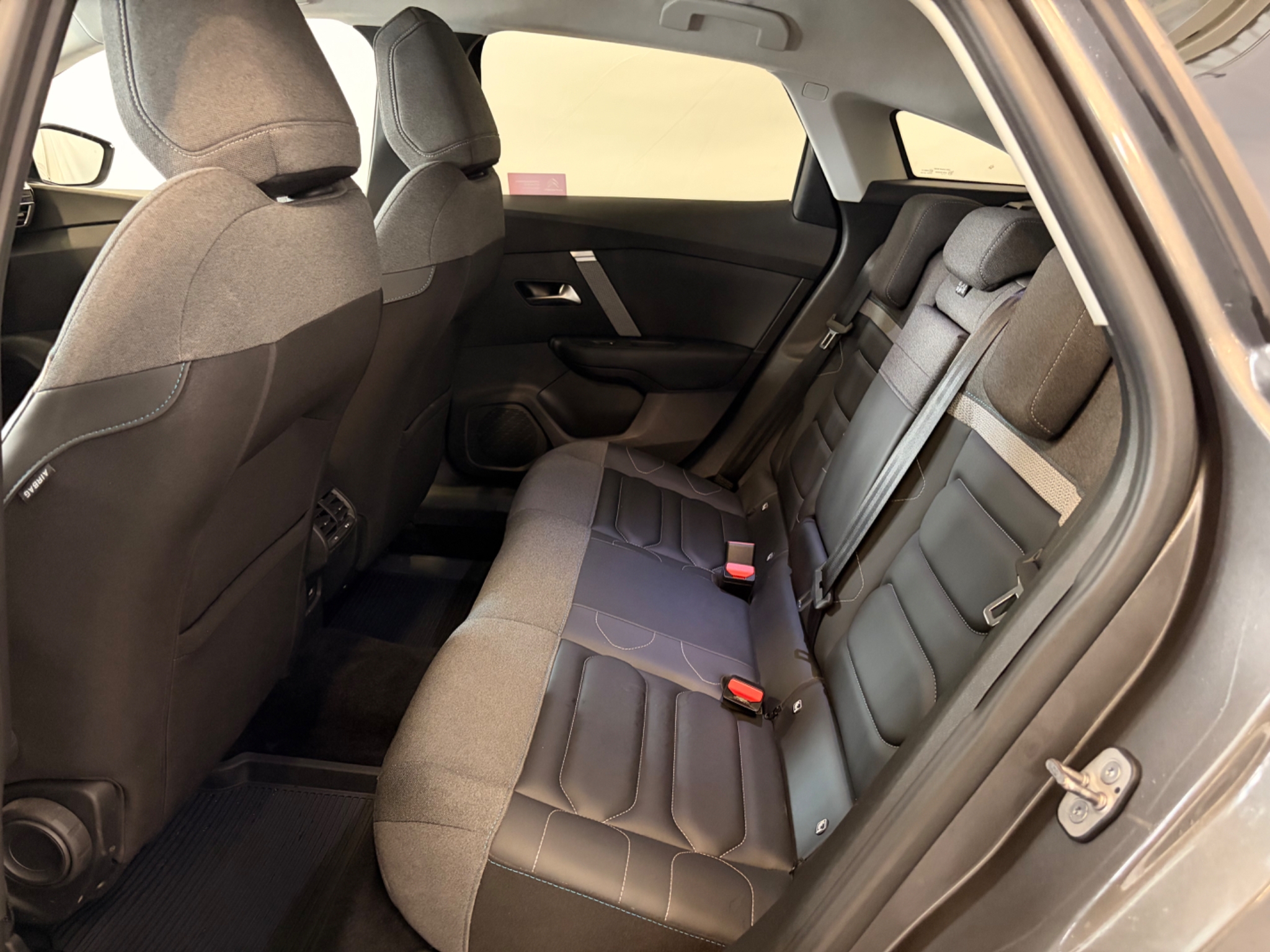 Citroen C4 155 PT Aut Shine 2021, photo 5/10