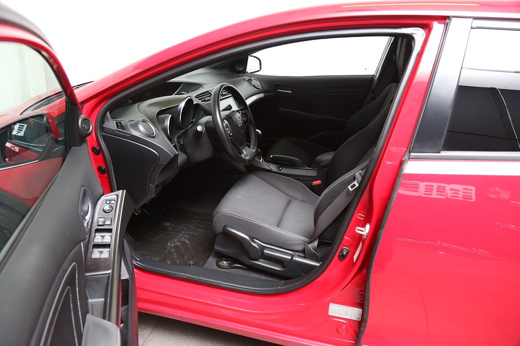 Honda Civic 1,6 i-DTEC 120hk Sport A-DA 5dr Kamera Motorv Drag 2016