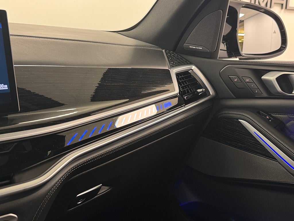 BMW X5 M Competition Sky-Lounge 625HK Svensksåld SE SPEC* bild 13