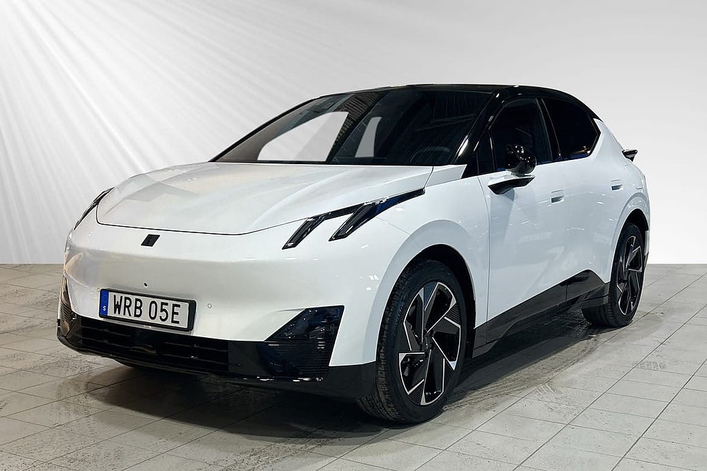 Lynk & Co 02 More BEV