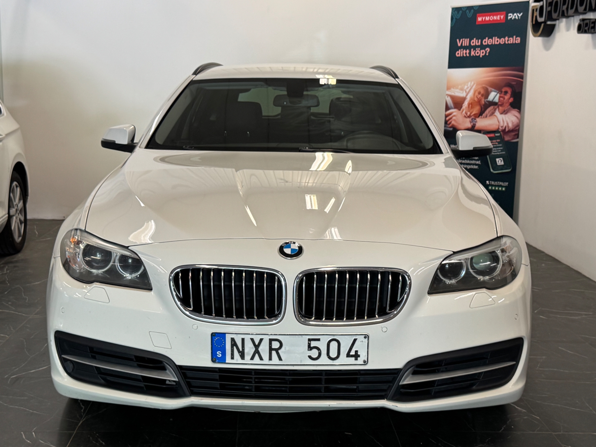 BMW 520 2014, bild 2/63