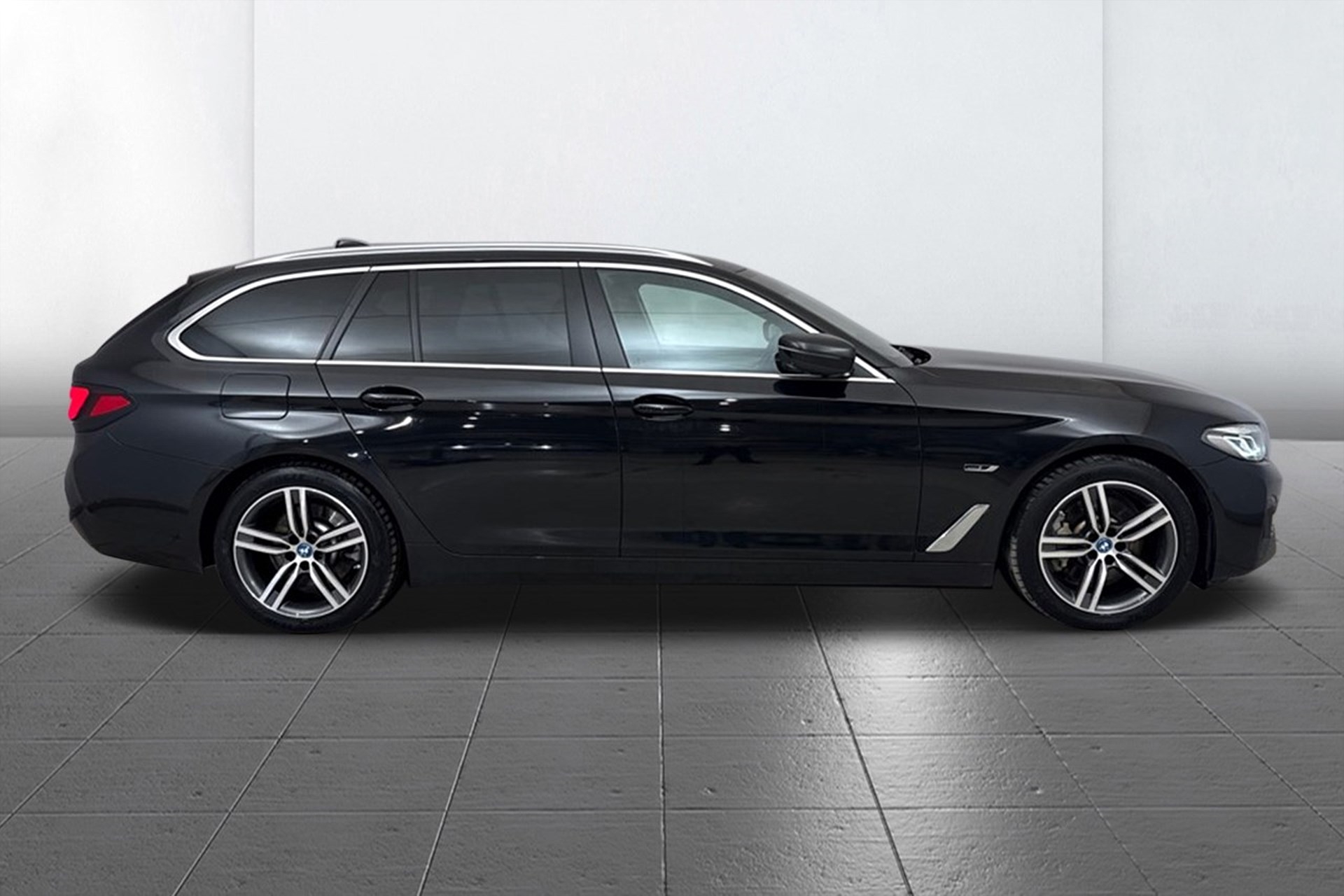 BMW 530e 2024, bild 4/10