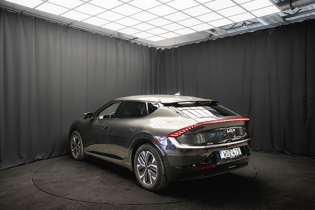 Kia EV6 PLUS LÄDER DRAG 360° ELSTOL ADAP-FART VENTILERADE MOMS