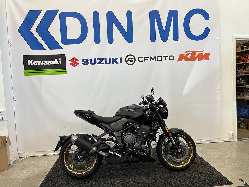 Triumph TRIDENT 800 "Endast 180mil"