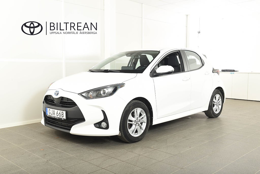 Toyota Yaris 1,5 Elhybrid Active Komfortpaket M-värm Carplay