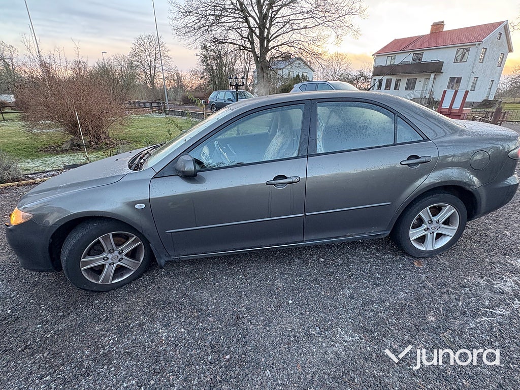 Mazda 6 Sedan 2.0 MZR Touring