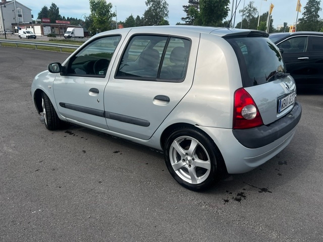 Renault Clio 5-dörrars Halvkombi 2004, bild 5/36
