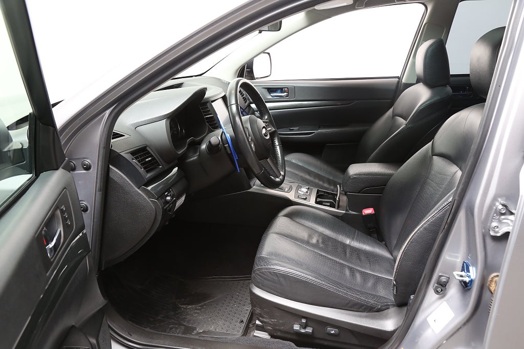 Subaru Legacy Wagon 2,5i 269hk GT 4WD Aut Extraljus Motorv Drag 2010