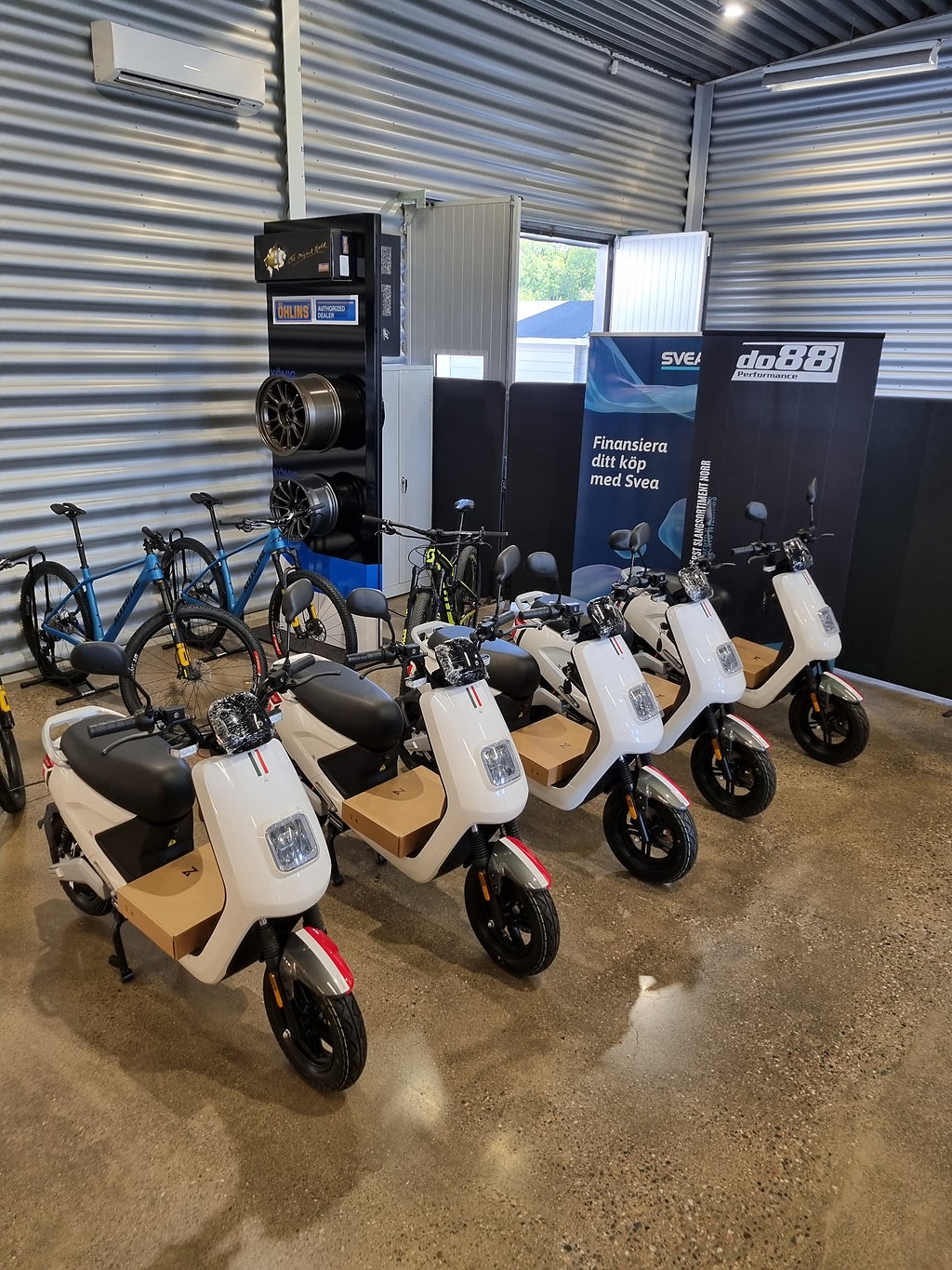 LV LX04 EU-moped,  Elektrisk Moped. Kampanj