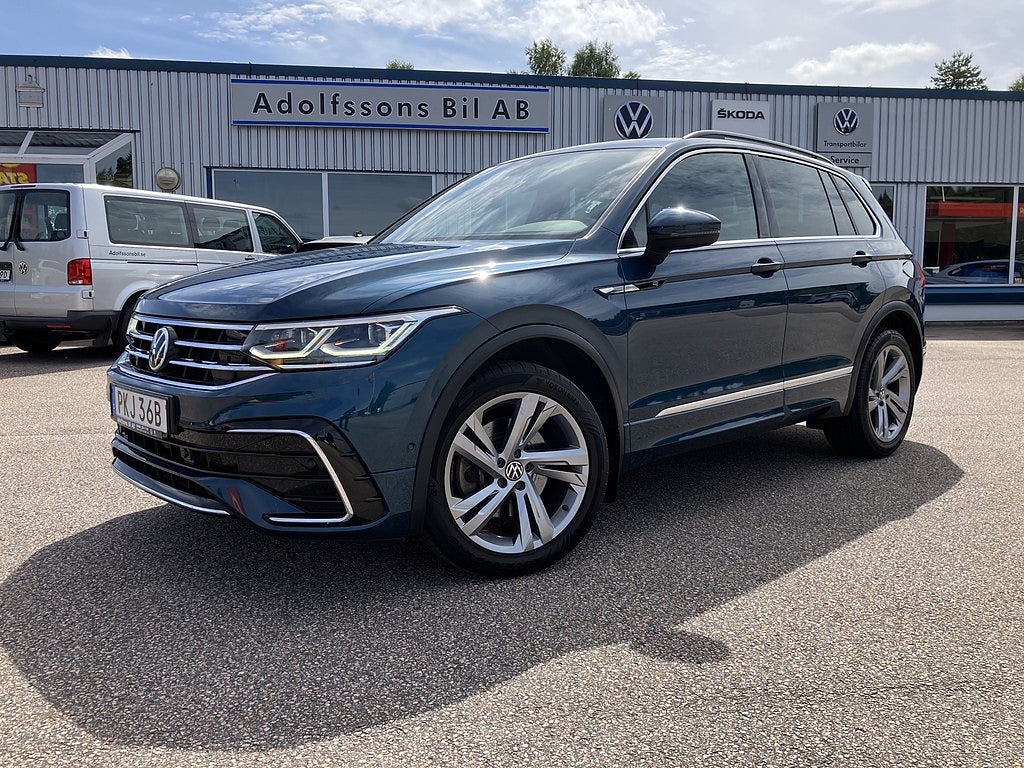 Volkswagen Tiguan R-Line 2,0 TDI 200hk 4M DSG (Läder/Drag/Värmare)