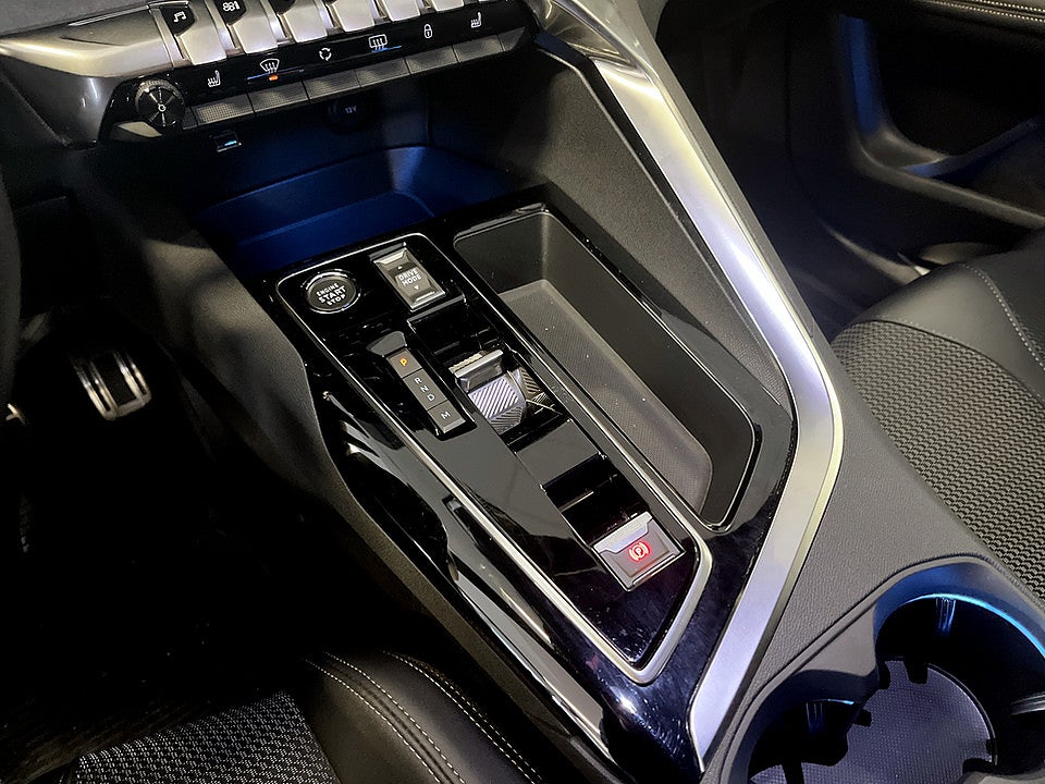 Bild på Peugeot 3008 GT 1.2 PT 130hk Aut KAMPANJRÄNTA 3,99%