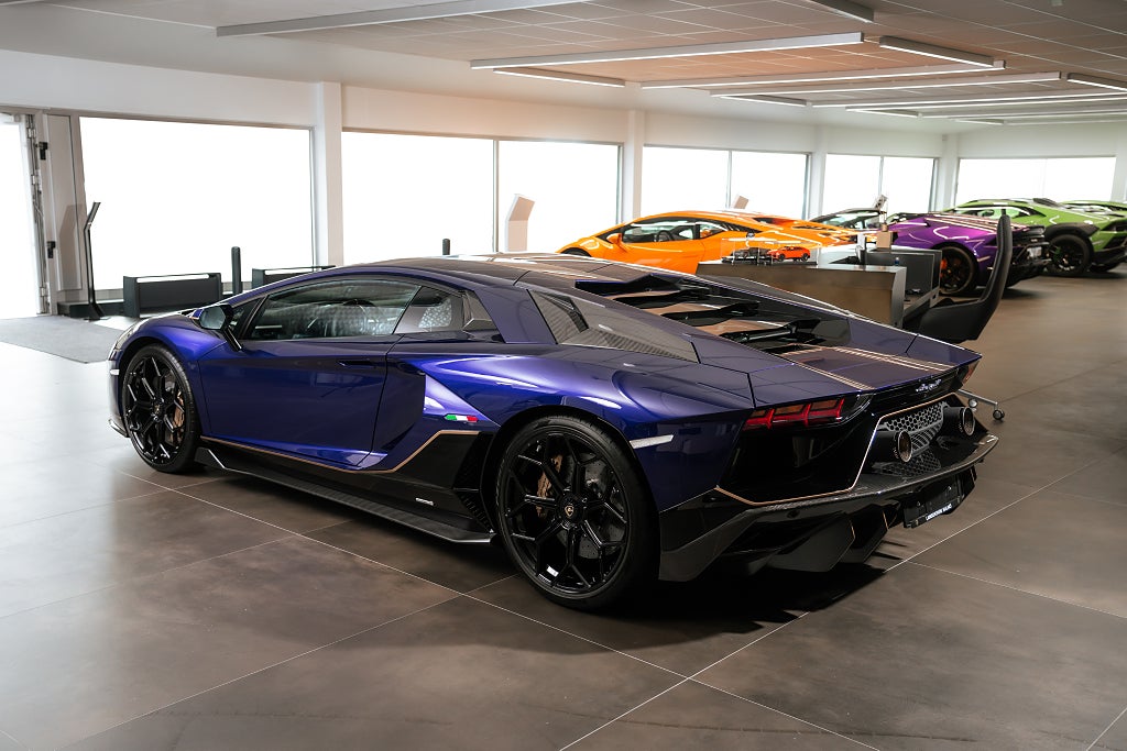 Gallery image 14 of 17