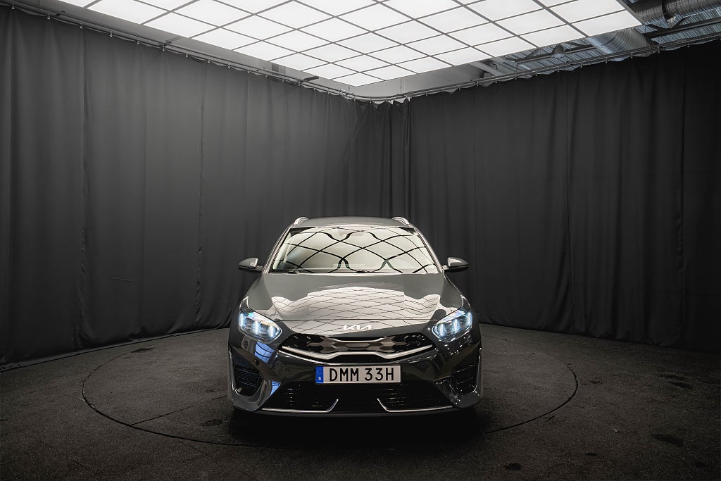 Kia Ceed SW Plug-in Hybrid Advance Navi MOMS LEASBAR 1 ÄGARE