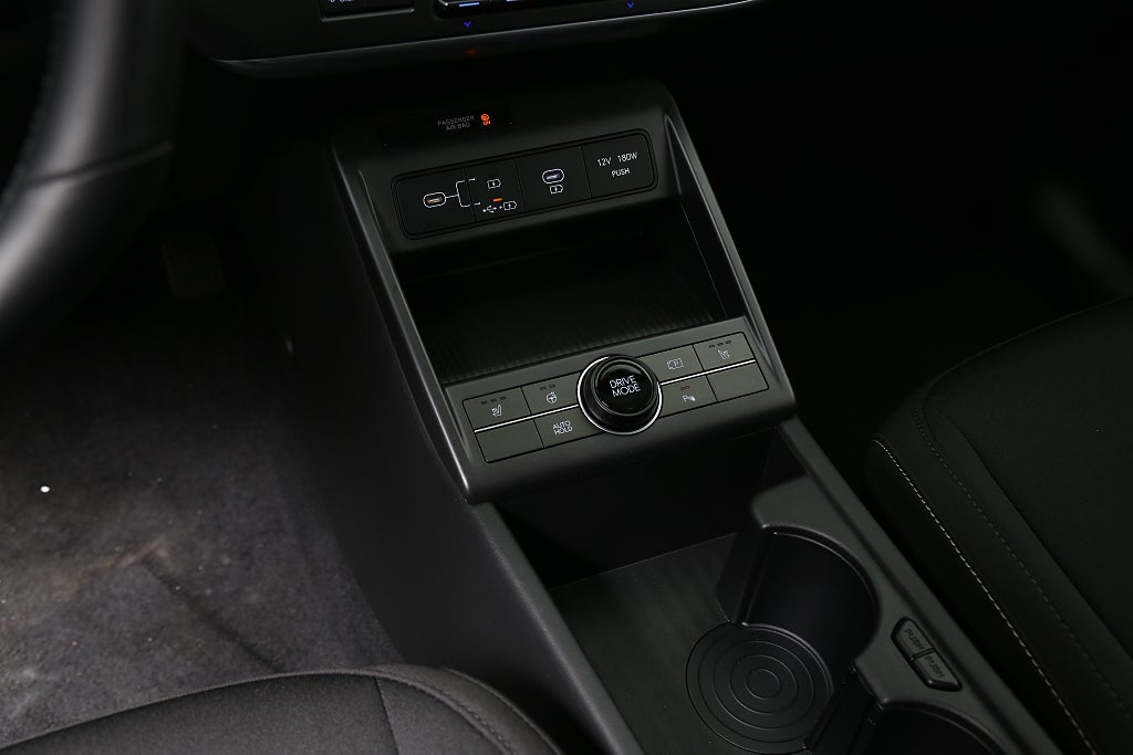 Hyundai Kona Electric 65,4kWh 512km Räckvidd Essential fd demo| Moms