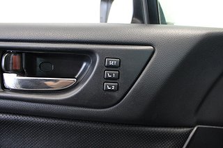 Kombi Subaru Outback 16 av 22