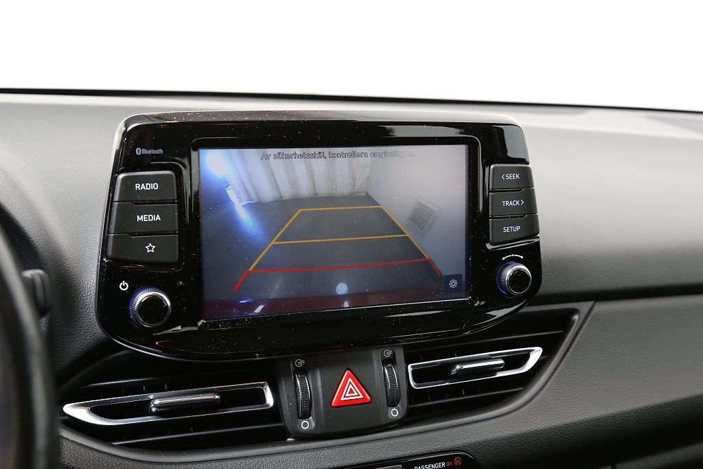 Hyundai i30 1,5 T-GDI 48V MHEV 159hk Advanced Aut Keyless Dragkrok 2022