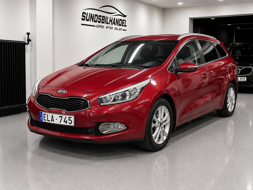 Kia Ceed SW 1.6 CRDi EX Comfort 128hk Lågmilad 1-Ägare