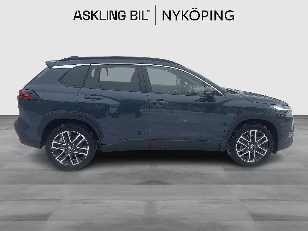 Toyota Corolla Cross 2025 - miniatyr 11
