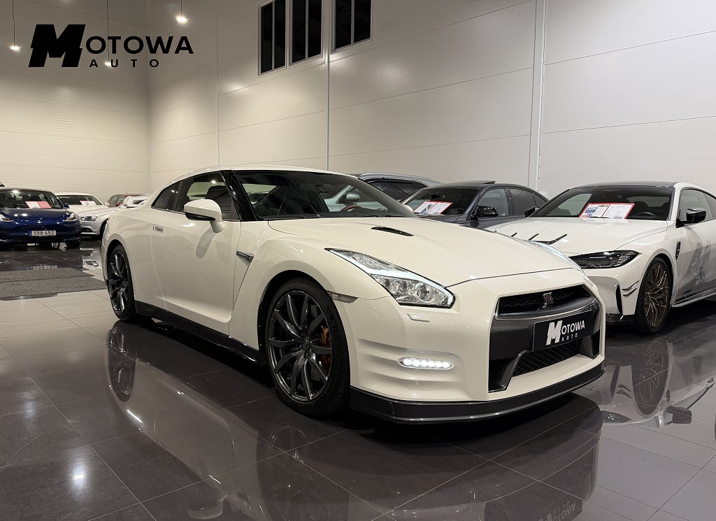 Nissan GT-R 3.8 V6 4x4 DCT Black Edition,  Svensksåld,  2 brukare 