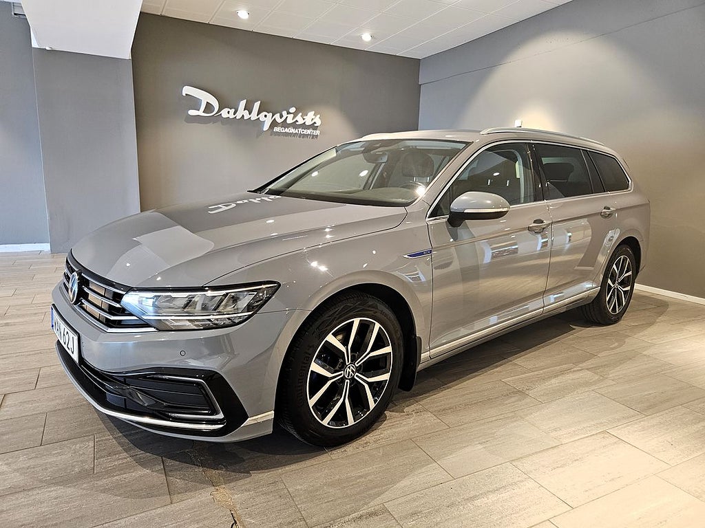 Volkswagen Passat SC GTE 218hk V-hjul Drag Värmare SoH 95,9%