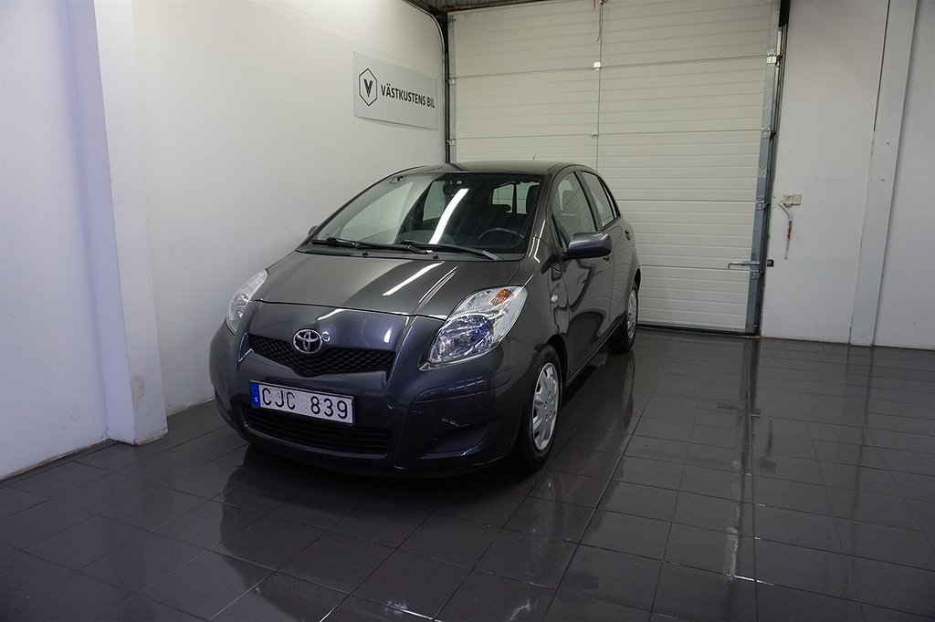 Toyota Yaris 5-dörrar 1.33 Dual VVT-i MultiMode, Sv-Såld, Ny Bes 101hk