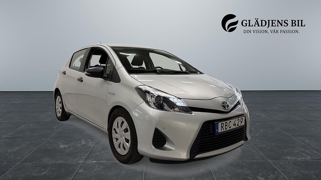 Toyota Yaris Hybrid e-CVT Life Automat
