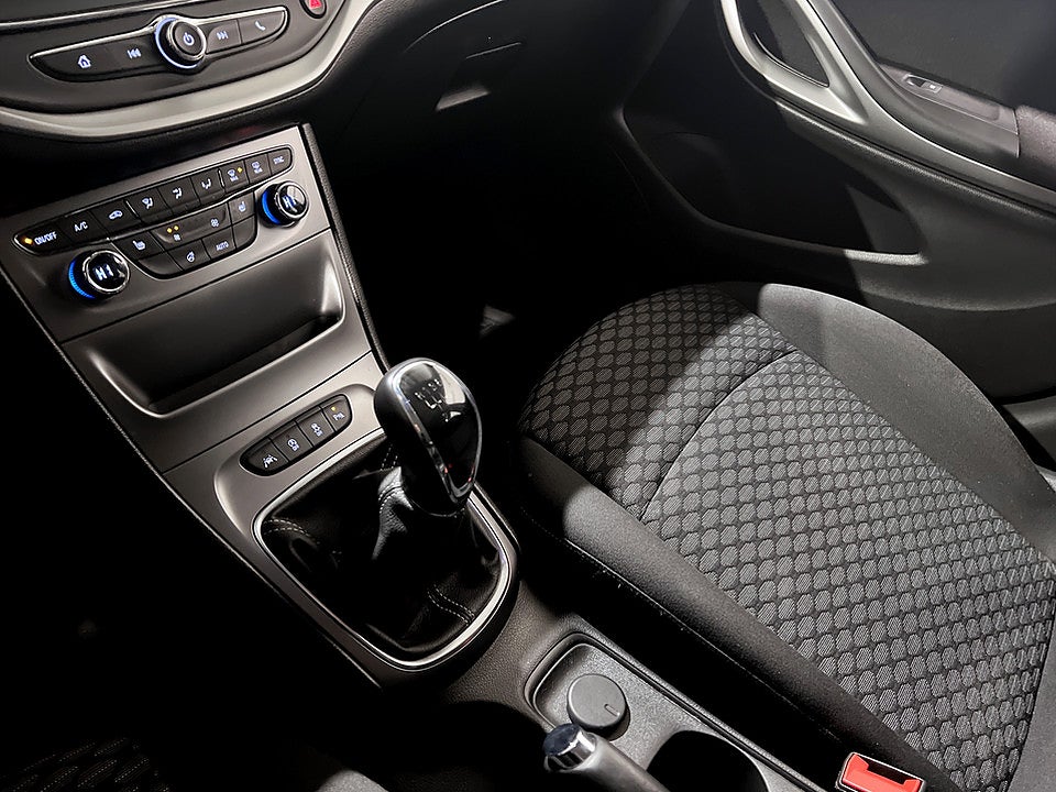 Bild på Opel Astra Enjoy 1.0 EDIT P-SENSORER RATTVÄRME 105hk