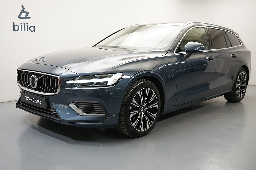 Volvo V60 T6 Core Edition, Baklucka elmanövrerad, Dragkrok