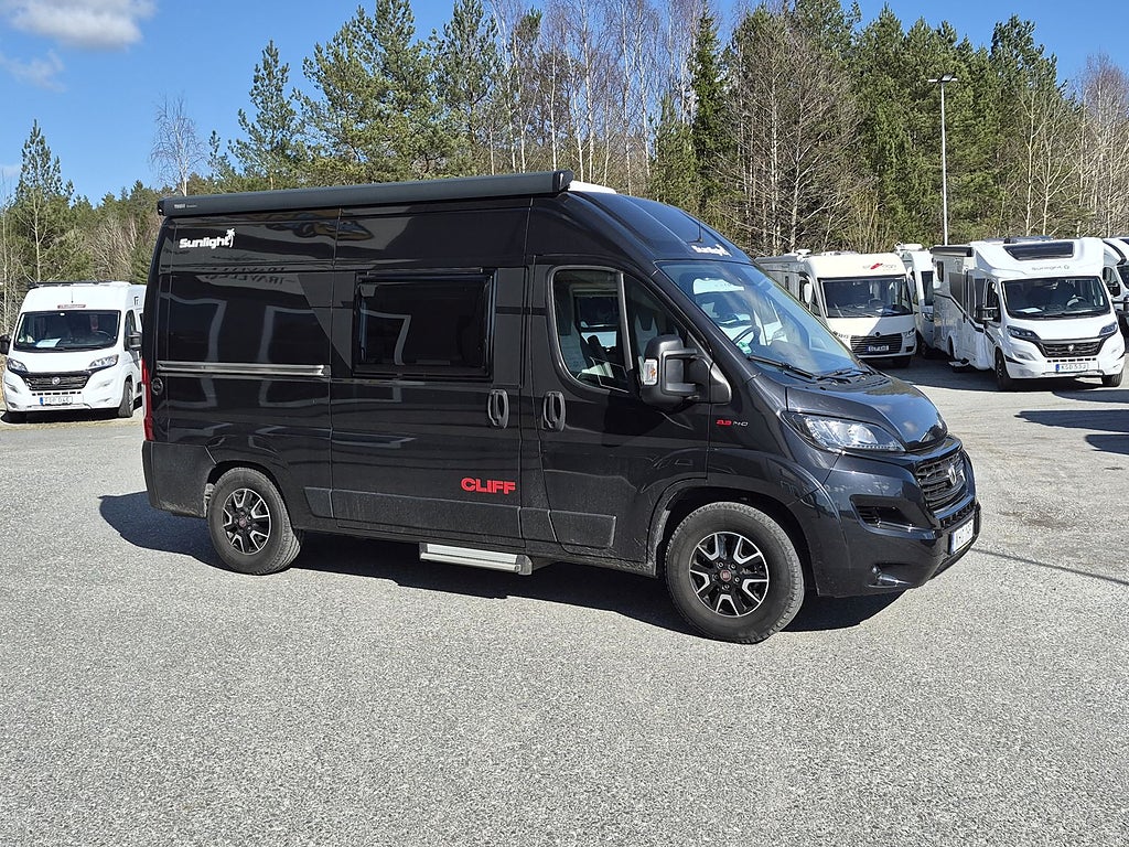 Sunlight Cliff 540 XV 140 hk, jubileumsmodell, solcell, 805 kg lastvikt