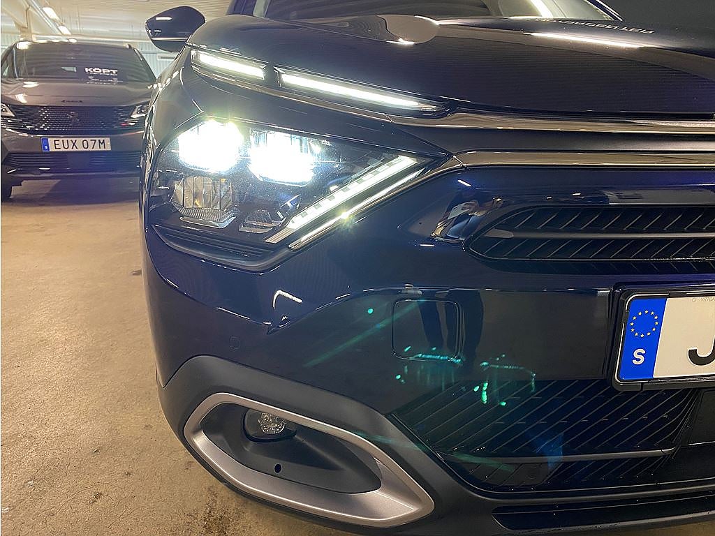 Bild på Citroën C4 Shine 1.2 PT 130hk Aut - 360-KAMERA