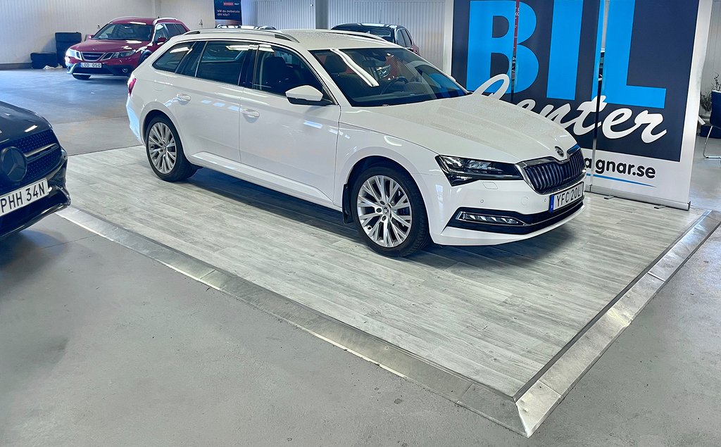 Skoda Superb Kombi 2.0 TDI 200hk 4x4 Style Euro 6