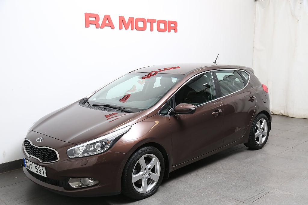 Kia Ceed 1,6 GDI 135hk EX Komfort 5D Motorvärmare 