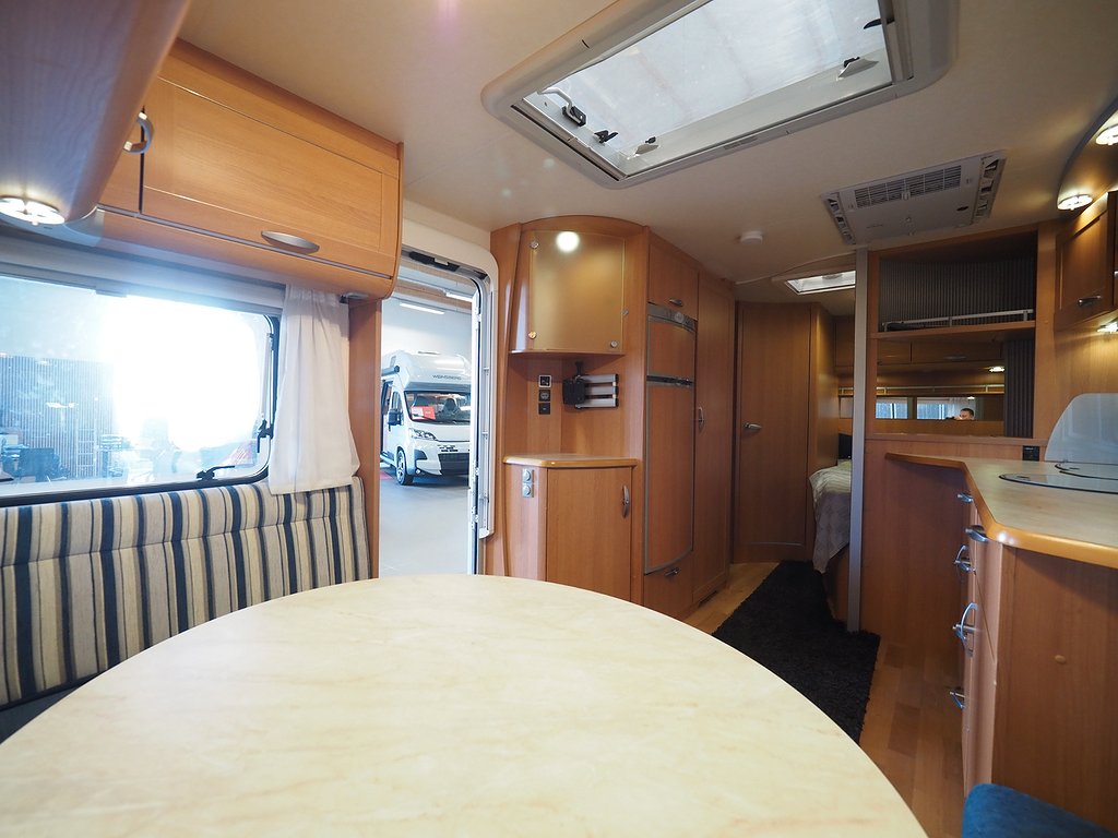 Knaus 560 Royale Alde AC El-markis Solcell 2007
