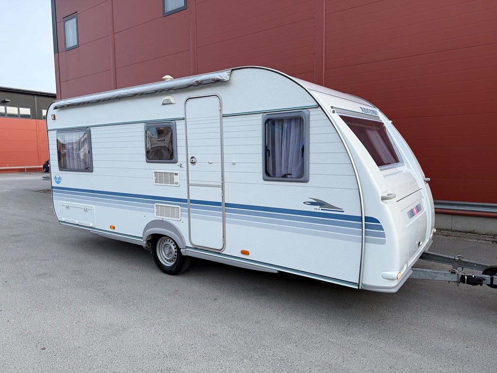 Adria Adora 512 Ul långbäddar Markis,förtält,mover totalvikt 1250kg 