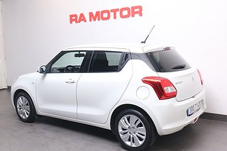 Halvkombi Suzuki Swift 4 av 17