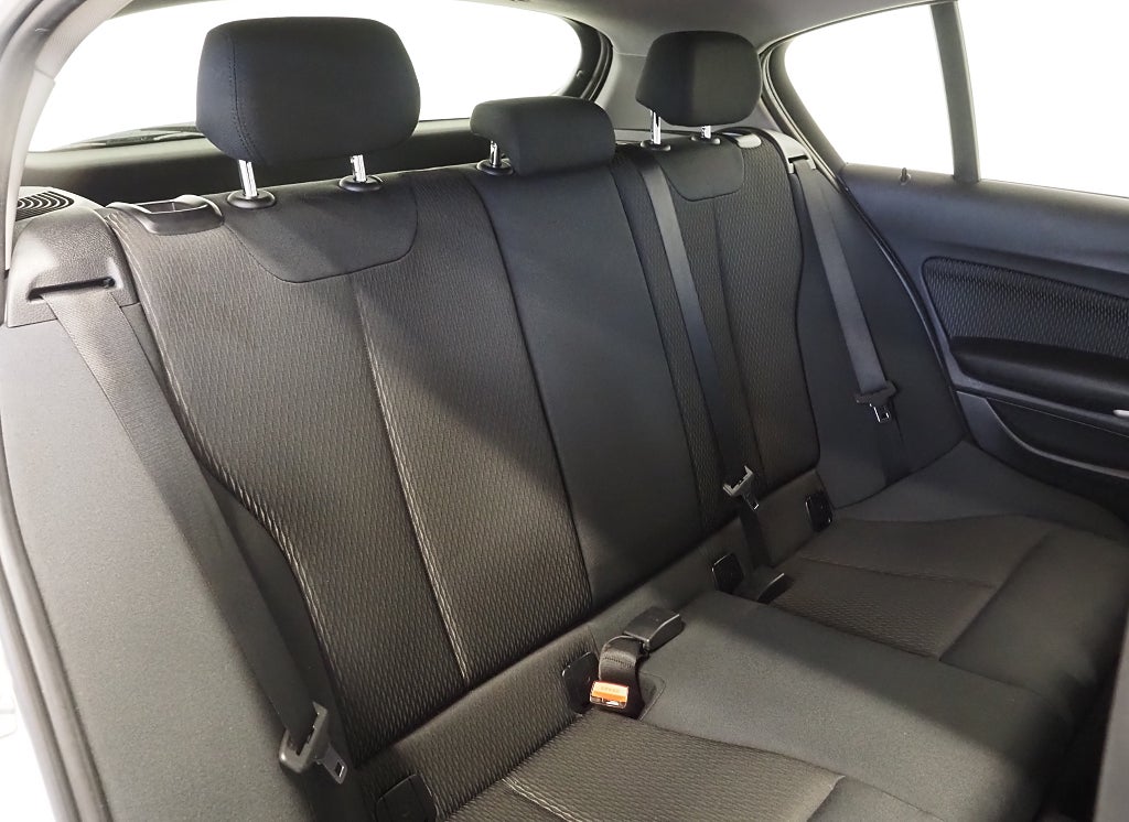 BMW 116 i 136hk Advantage P-Sensorer Farthållare 2013