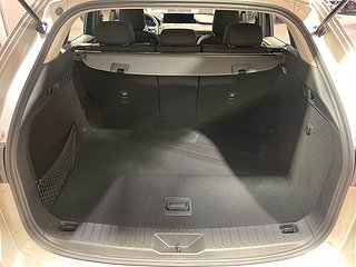 SUV Mazda CX-60 11 av 16