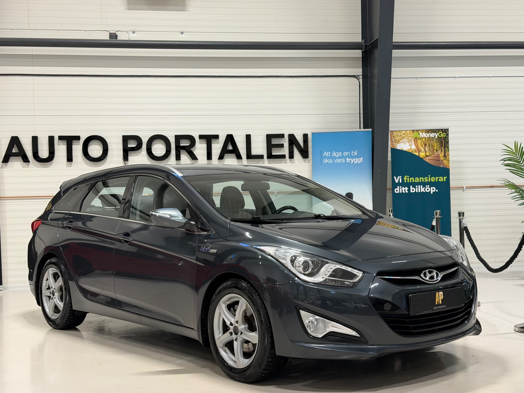Hyundai i40 cw 1.7 CRDi Select 2012, bild 4/45