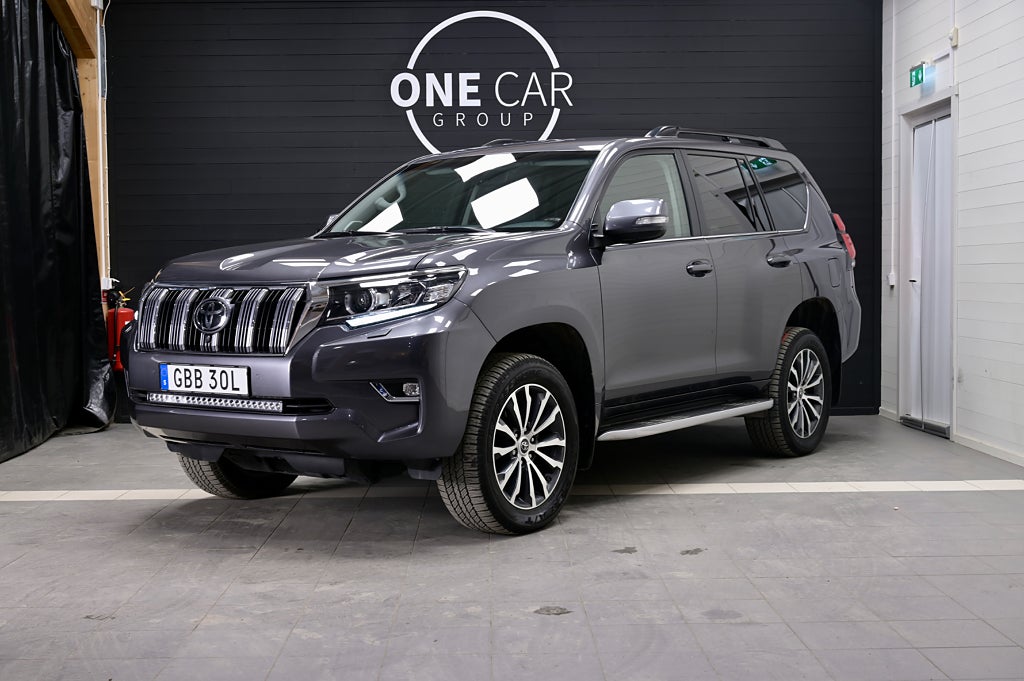 Toyota Land Cruiser 2.8 D-4D 4WD MOMS 7-sits JBL Luftfjädring Drag 204hk