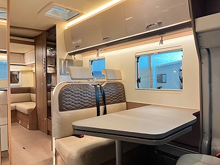 Husbil-halvintegrerad Bürstner Harmony Line T 744 10 av 26