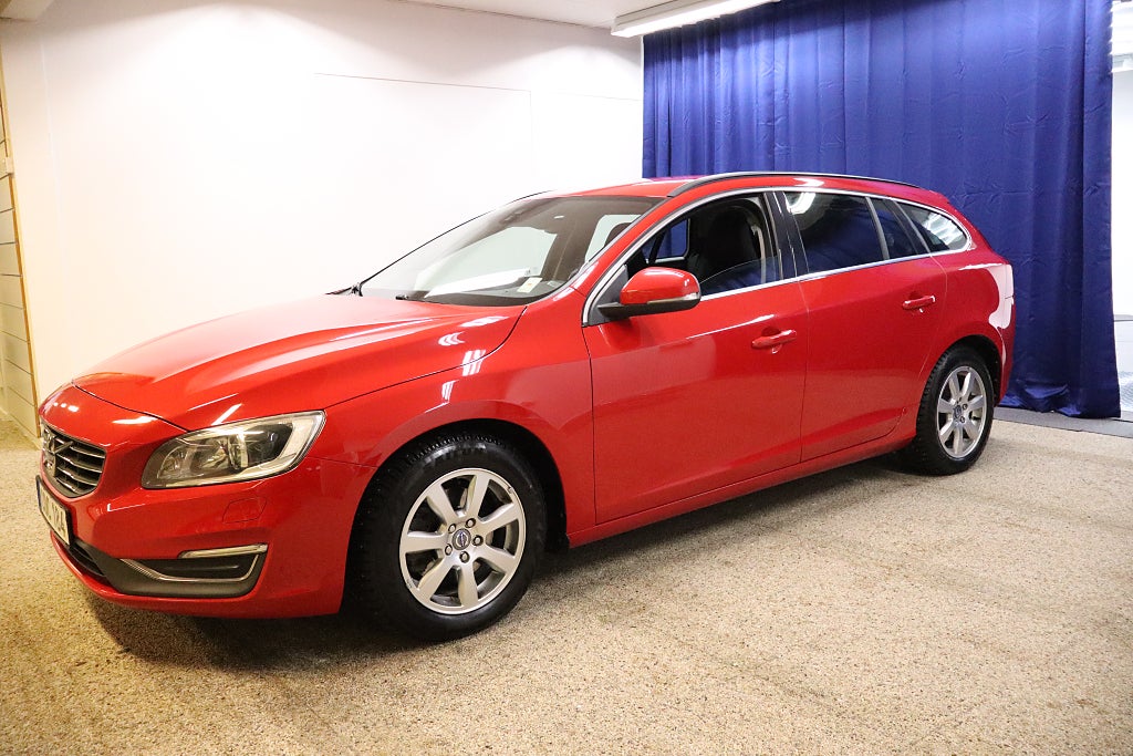 Volvo V60 D4 Momentum | Keyless | Drag