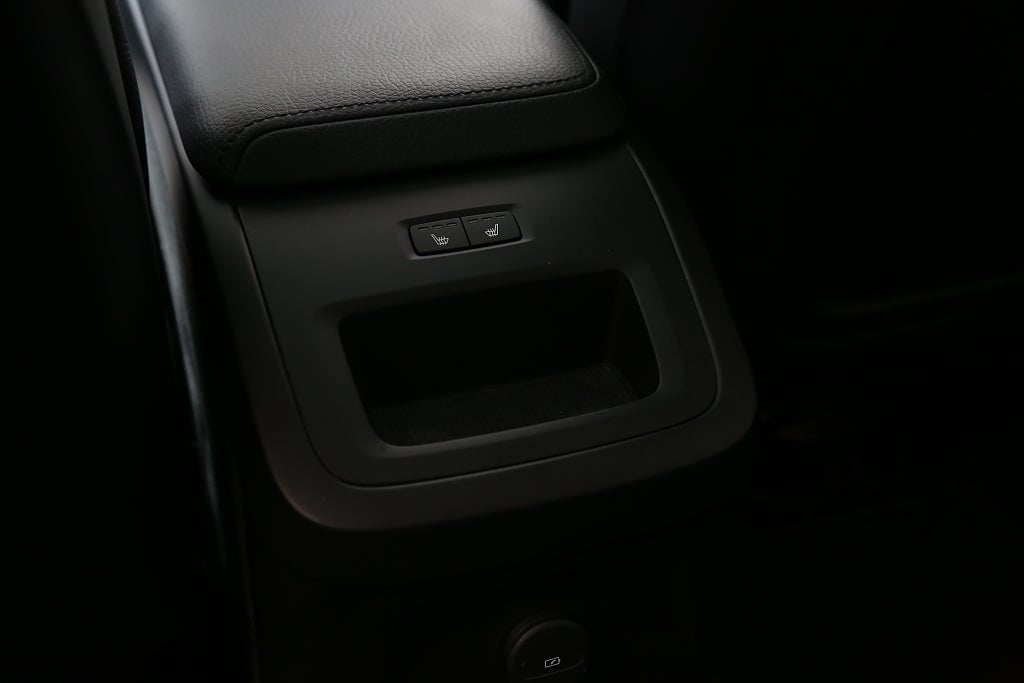 Volvo XC60 Recharge T6 340hk Inscription Exp Läder Pano Drag Moms 2022