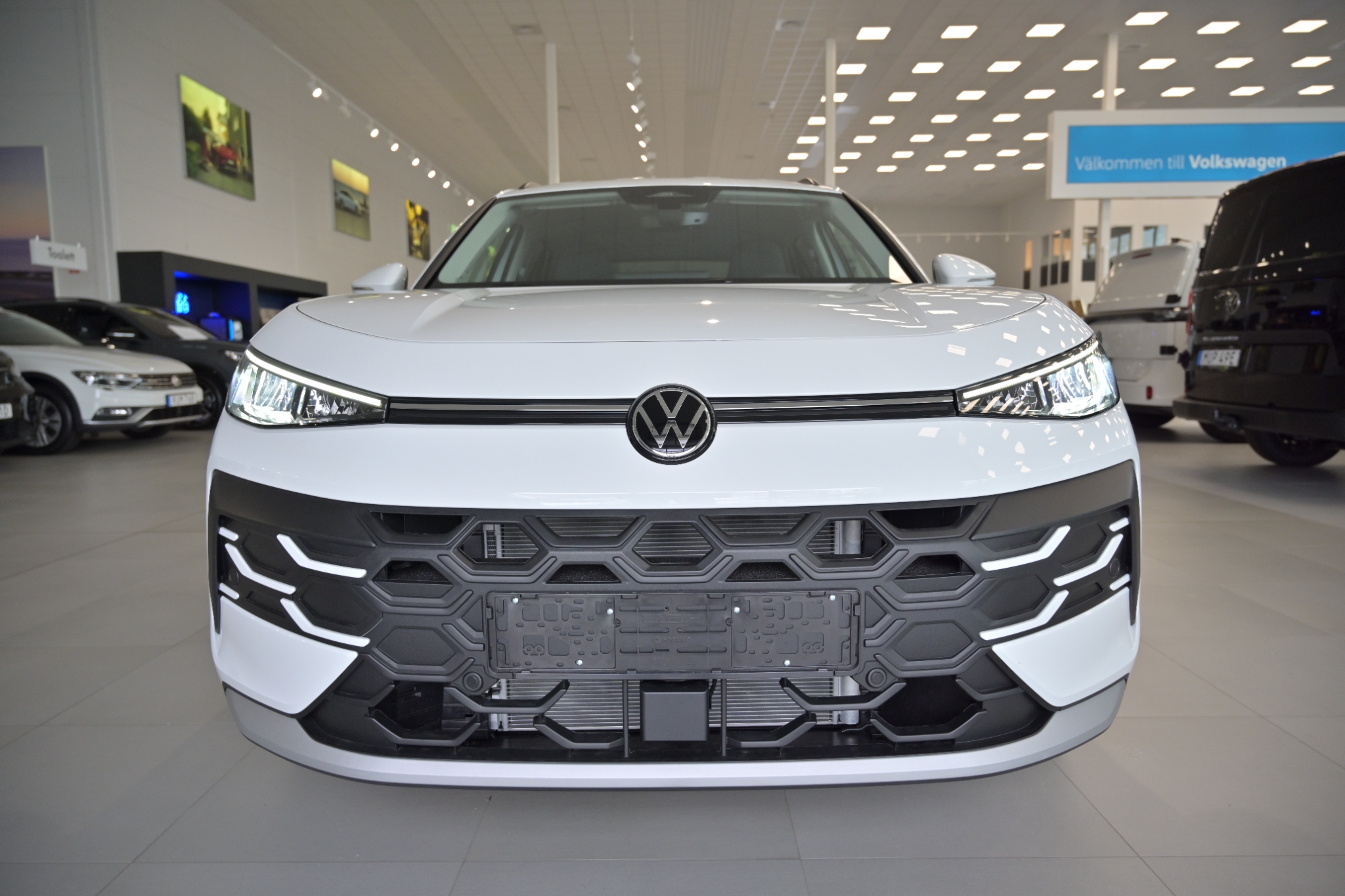 Volkswagen T-Roc 1.5 eTSI 150 hk 2027, bild 3/10