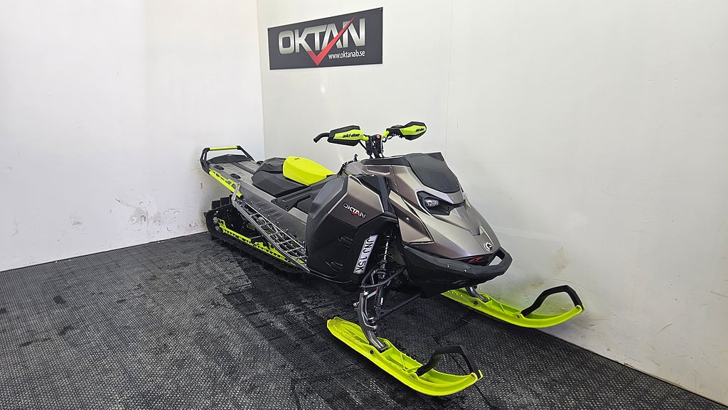 Ski-Doo Summit EXP 850 E-TEC T