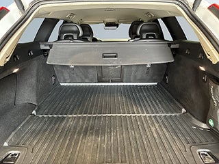 Volvo V90 D3 Aut Drag Fullservad Psens Keyless S&V Värmare