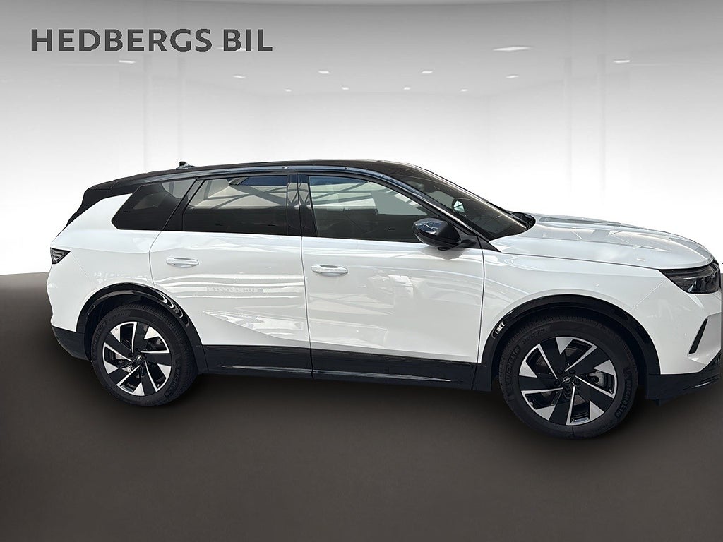 Opel Grandland GS Electric 82 kWh EXTENDED RANGE thumbnail