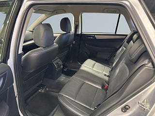 Subaru Outback 2.5 4WD Lineartronic En ägare/Kamera/Psens/Drag/S&VDäck – bild 13