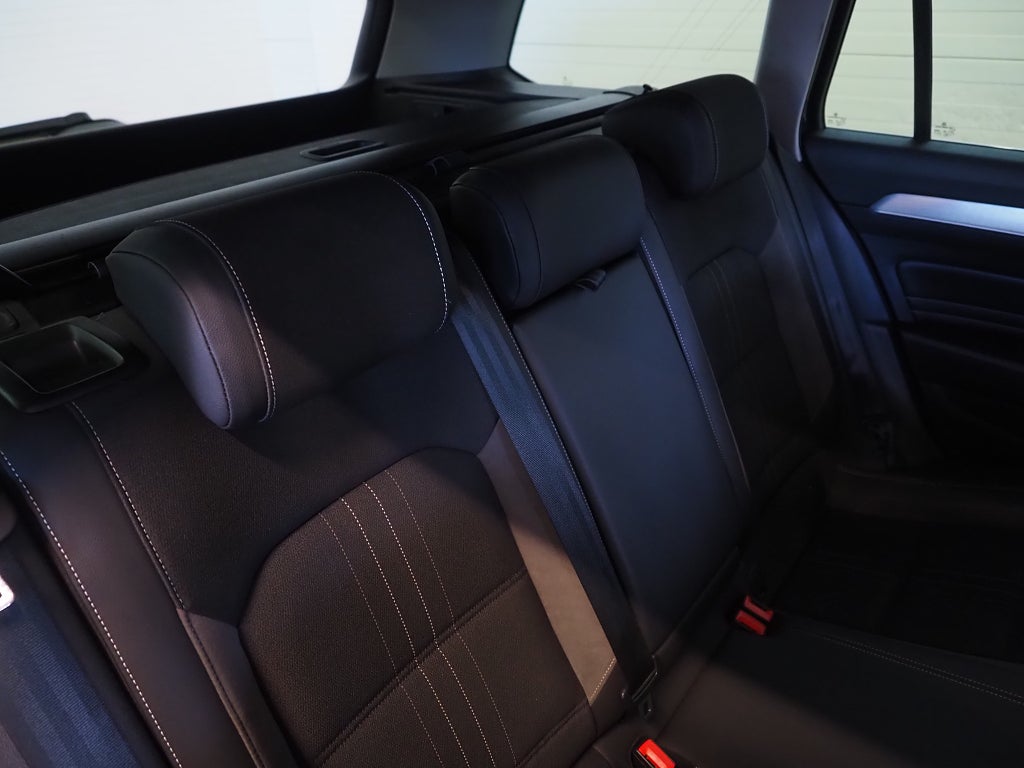 Volkswagen Passat Alltrack TDI 200hk 4Motion|Cockpit|Drag|D-värm|IQ Light| 2022