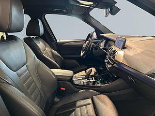 BMW X3 xDrive30e M Sport Drag Pvärm Kamera GPS Skinn SoV – bild 10